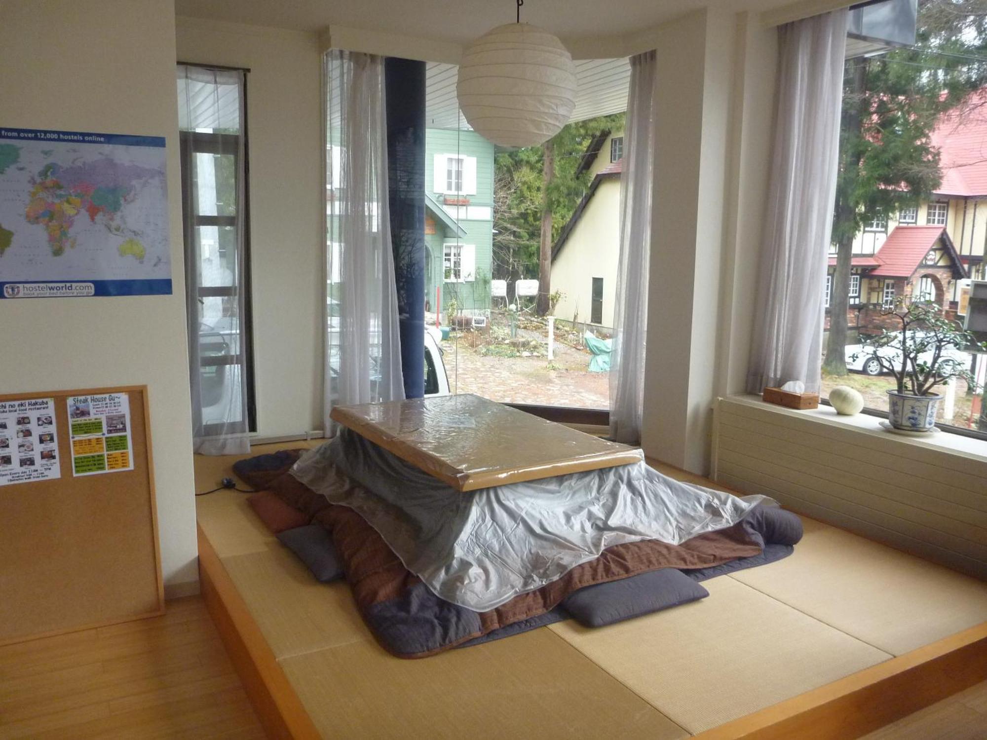 K'S House Hakuba Alps - Travelers Hostel Exterior photo
